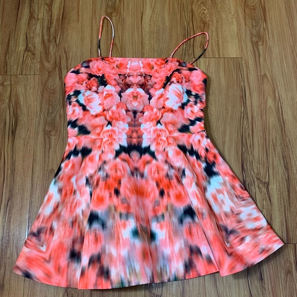 Finders Keepers Talk Is Cheap Floral Mini Dress - Picture 6 of 16